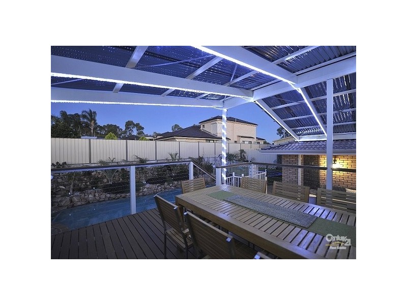 30 Oaklands Ave, Halls Head WA 6210