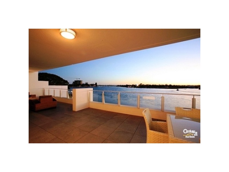 303,5 Marco Polo Drive, Mandurah WA 6210