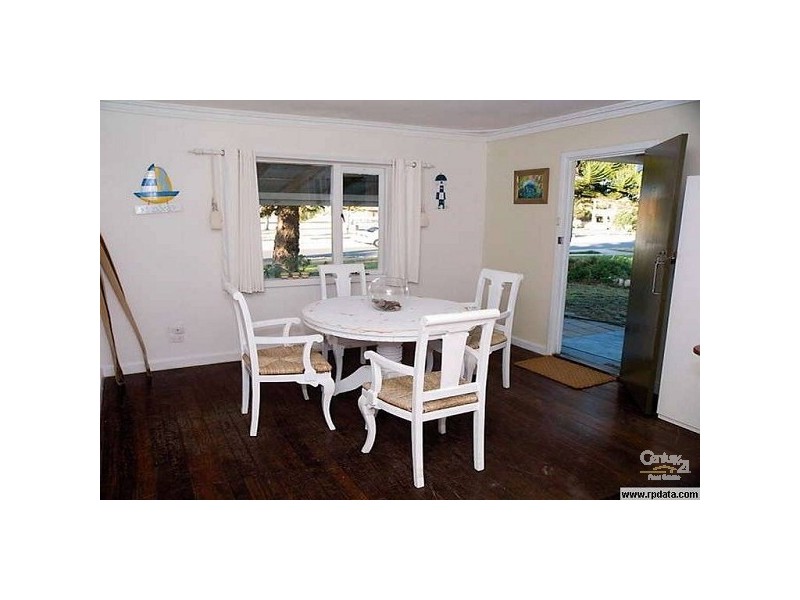 5 Madora Beach Road, Madora Bay WA 6210