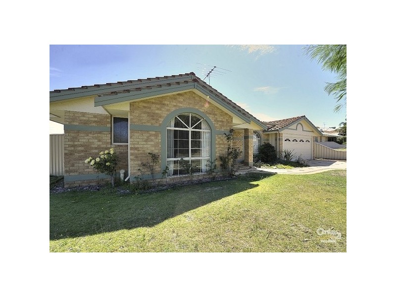 18 Darter Place, Halls Head WA 6210
