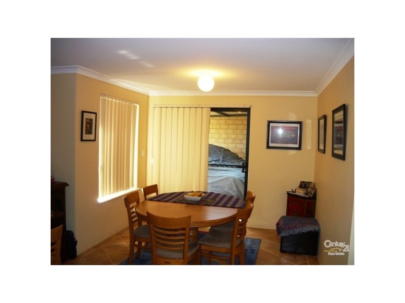 2/2 Churchill Avenue, Dudley Park WA 6210