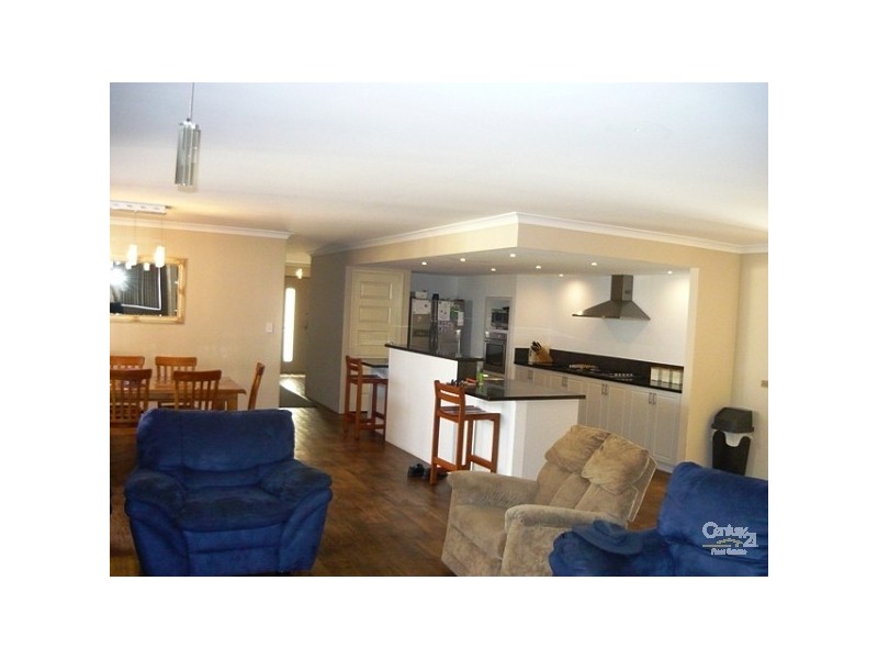 15 Bellerive Pass, Meadow Springs WA 6210