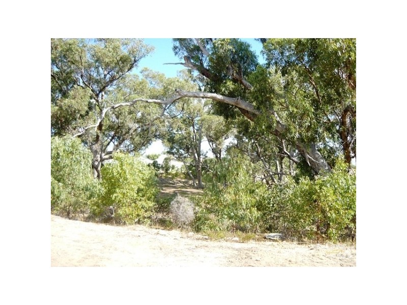 15 Bellerive Pass, Meadow Springs WA 6210