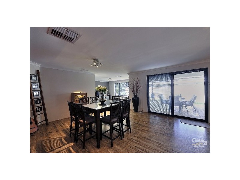 7 Kannemer Link, Meadow Springs WA 6210
