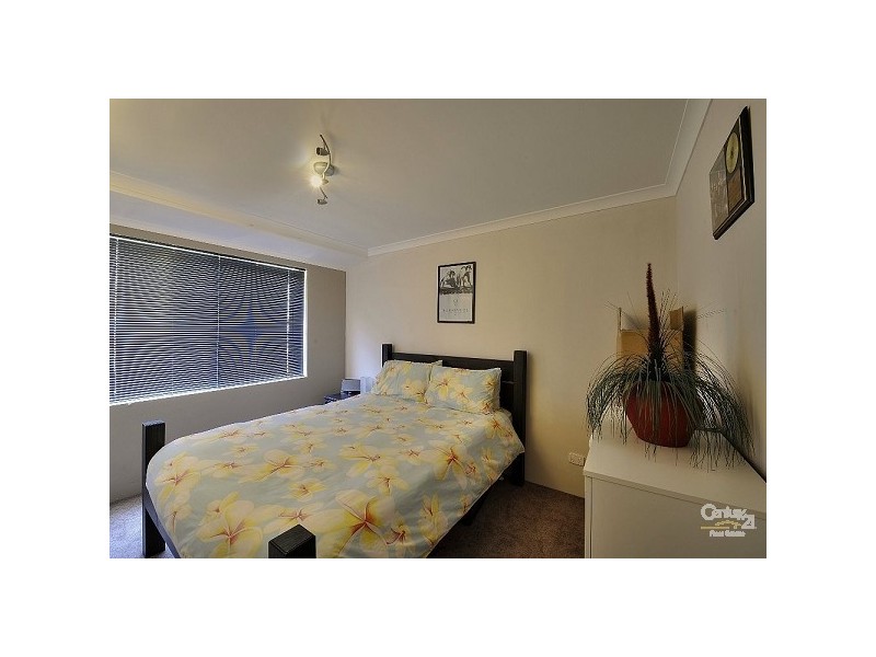 7 Kannemer Link, Meadow Springs WA 6210
