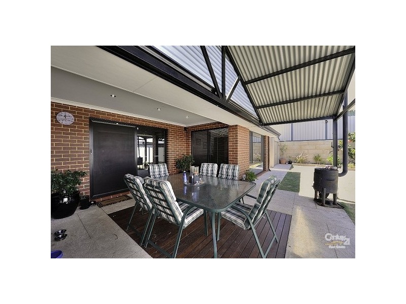 7 Kannemer Link, Meadow Springs WA 6210