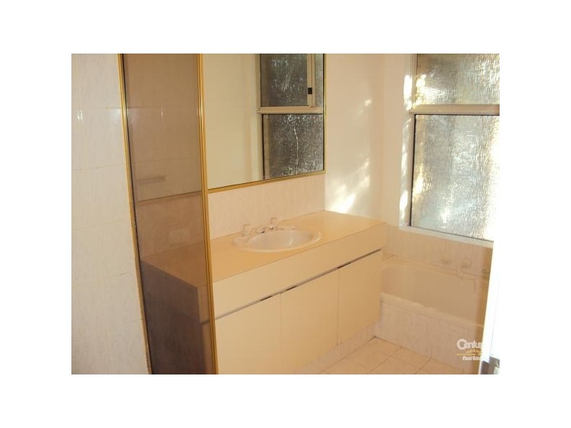 11 Admiralty Crescent HALLS HEAD, Mandurah WA 6210