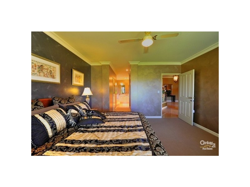 13 Mayfair Mews, Meadow Springs WA 6210