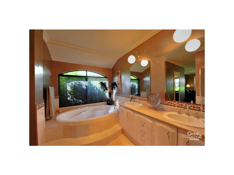 13 Mayfair Mews, Meadow Springs WA 6210