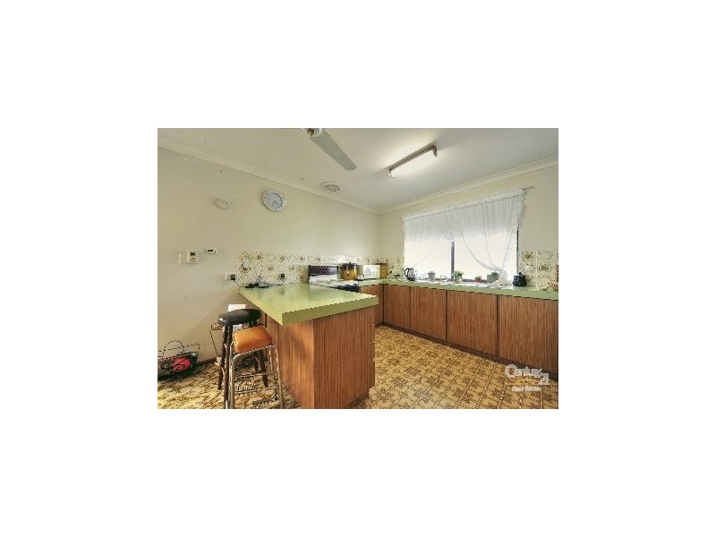 23 Day Road, Mandurah WA 6210