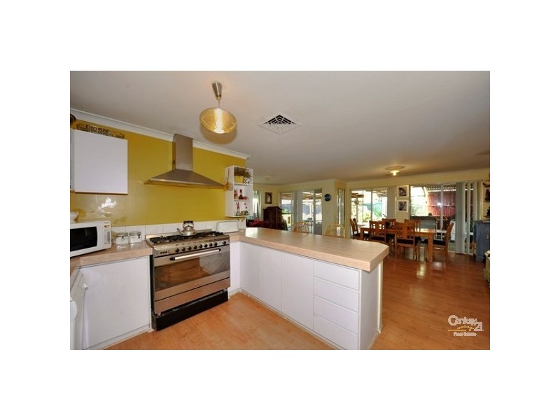36 Cane Road, Greenfields WA 6210