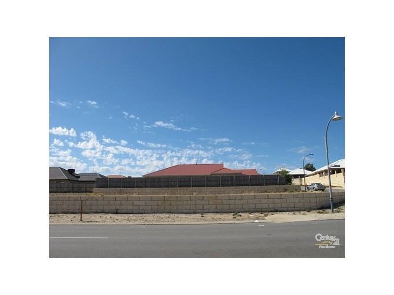 1 Carissa Turn, Halls Head WA 6210