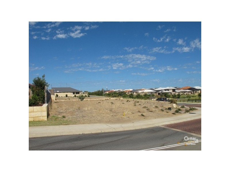 36 Buttercup Parkway, Halls Head WA 6210