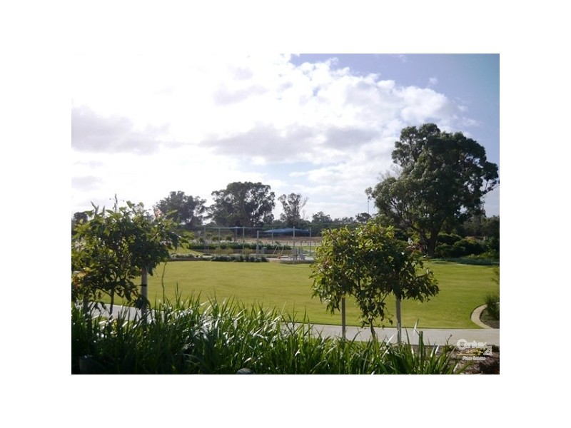 18 Suncrest Meander MEADOW SPRINGS, Mandurah WA 6210