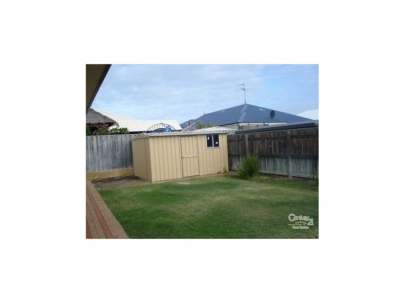49 Hibbertia Follow HALLS HEAD, Mandurah WA 6210