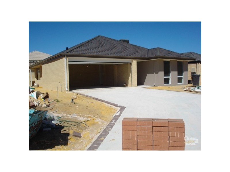 6 Bunker Retreat MEADOW SPRINGS, Mandurah WA 6210