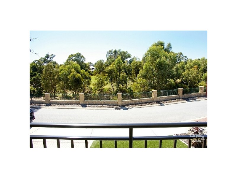 61 Bellavista Parade, Meadow Springs WA 6210