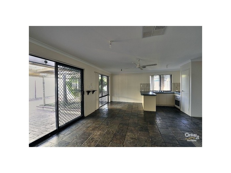 11 Maclaggan Turn, Coodanup WA 6210