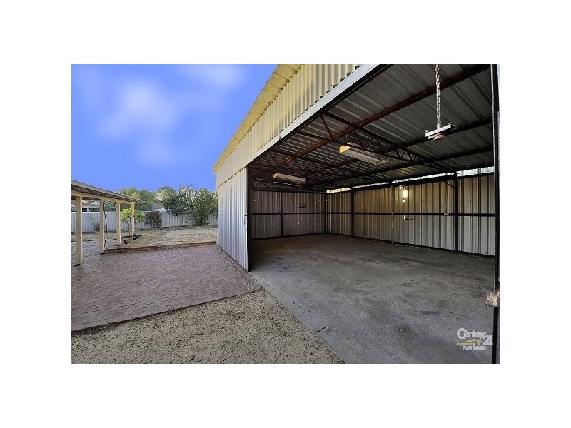 11 Maclaggan Turn, Coodanup WA 6210