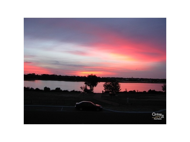 61 Waterside Drive DUDLEY PARK, Mandurah WA 6210