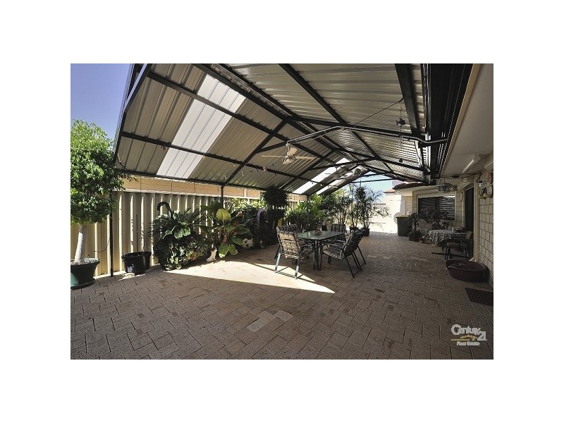 98 Leslie Street, Dudley Park WA 6210