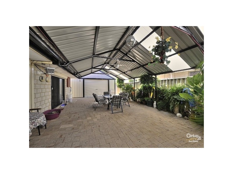 98 Leslie Street, Dudley Park WA 6210