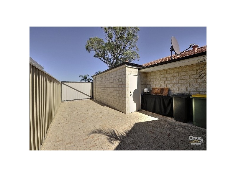 98 Leslie Street, Dudley Park WA 6210