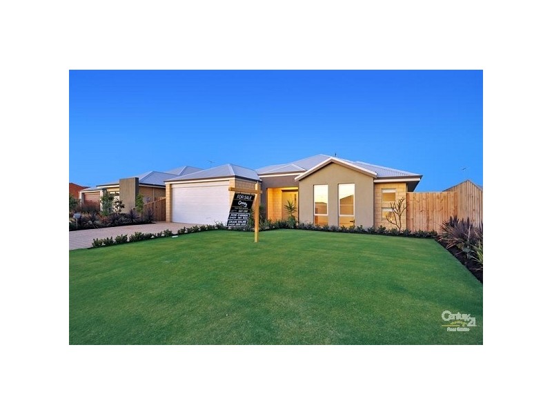 33 Marsdenia Road HALLS HEAD, Mandurah WA 6210