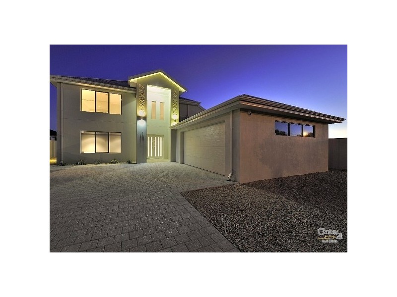 65 Waterlily Drive, The Islands, Dudley Park WA 6210