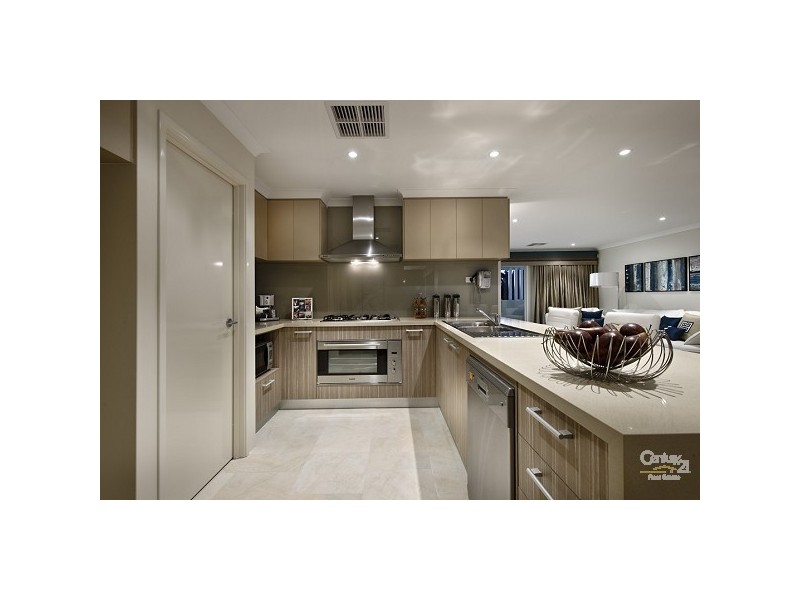 6 Cobaki Brace, Lakelands WA 6180