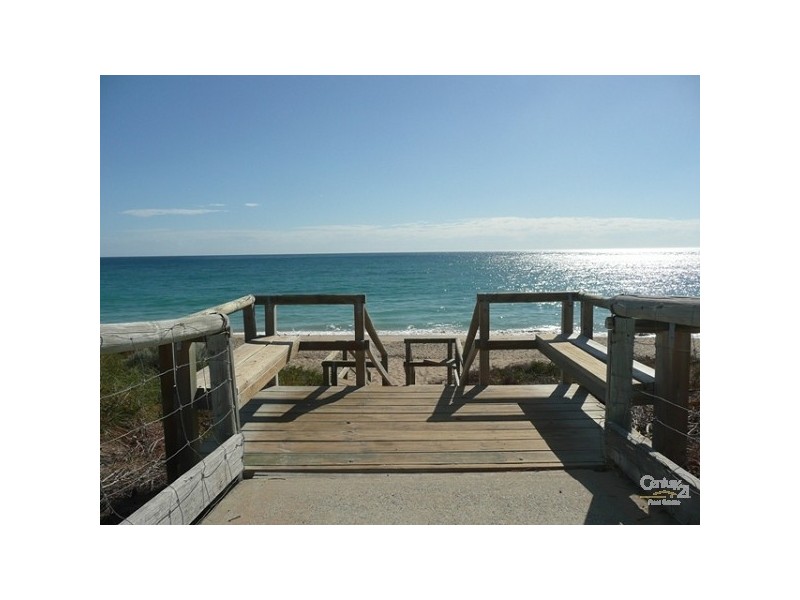 95 Challenger Road, Madora Bay WA 6210