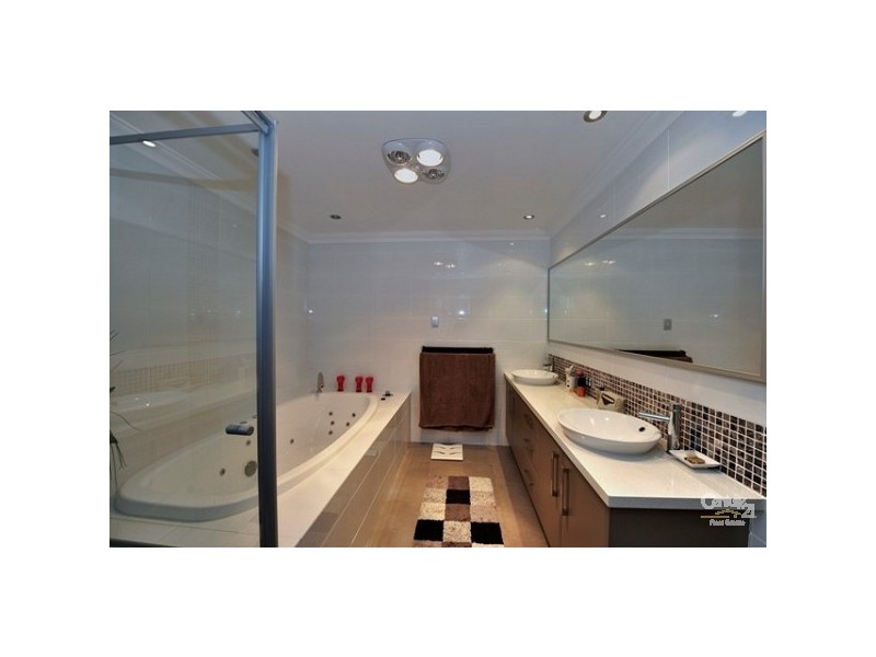 6/2D Treviso Mews, Mandurah WA 6210