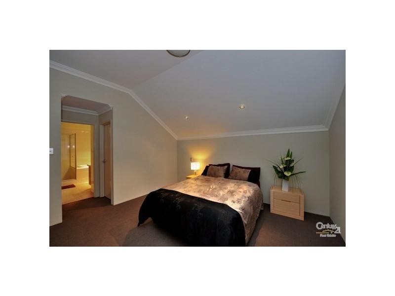 6/2D Treviso Mews, Mandurah WA 6210