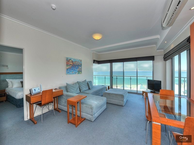 407/16 Dolphin Drive, Mandurah WA 6210