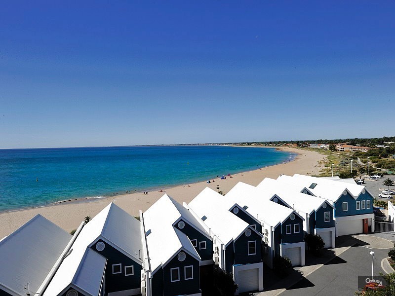 407/16 Dolphin Drive, Mandurah WA 6210