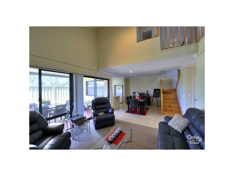 4/8 Beam Road, Silver Sands WA 6210