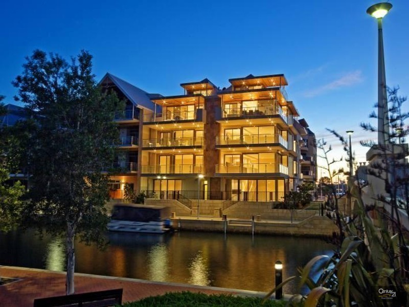 2/32 Treviso Mews, Mandurah WA 6210