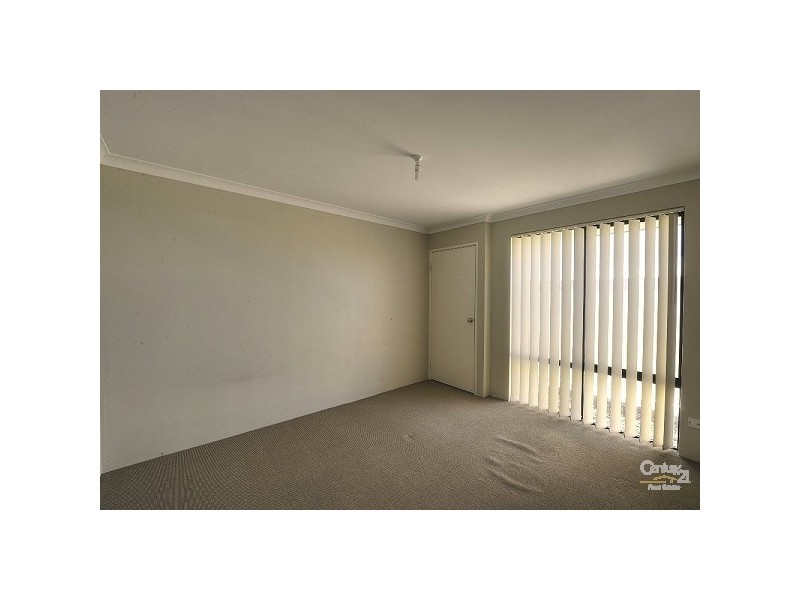 17 Loretta Parkway LAKELANDS, Mandurah WA 6210