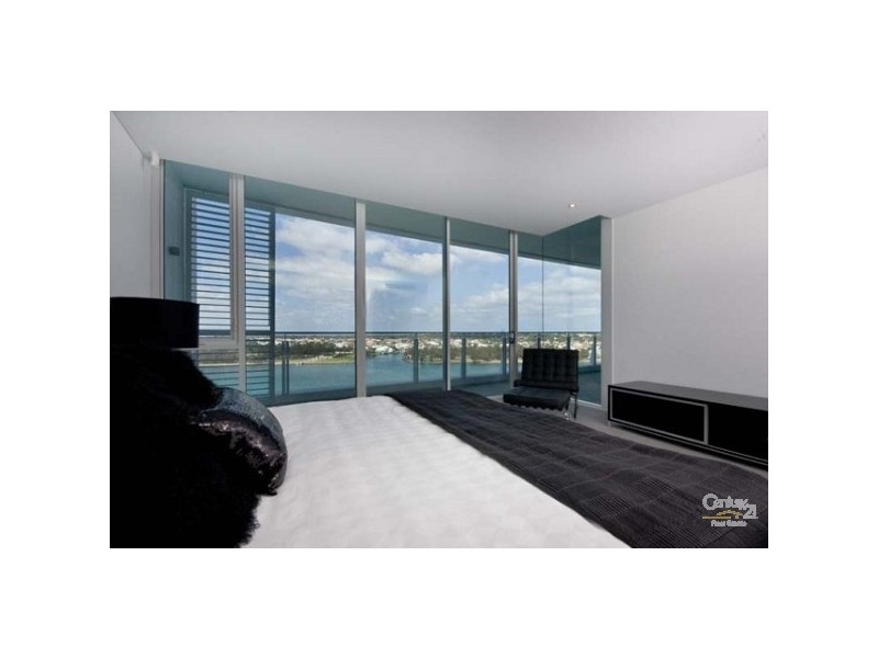 902/5 Marco Polo Drive, Mandurah WA 6210