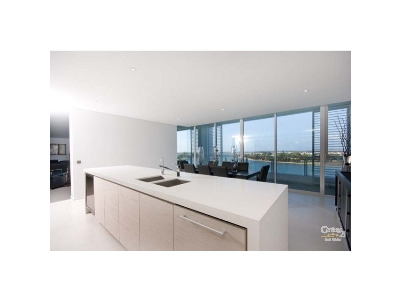 902/5 Marco Polo Drive, Mandurah WA 6210