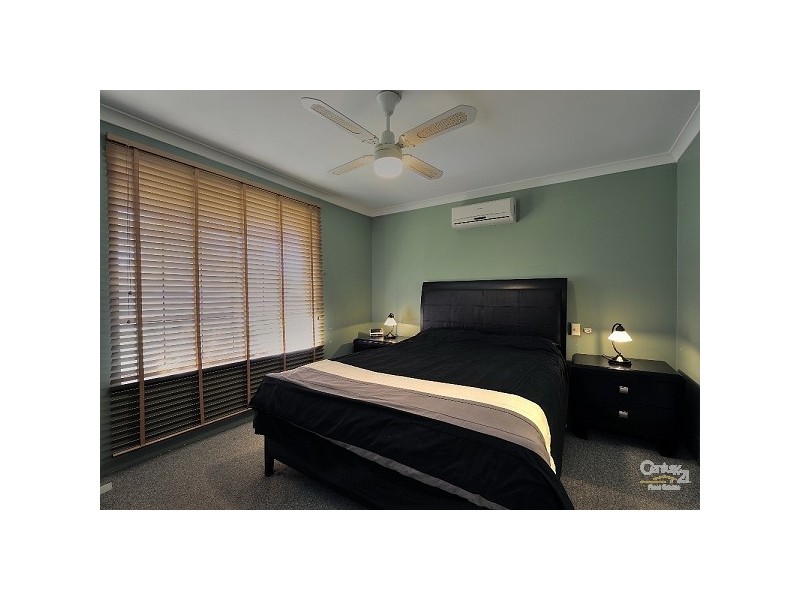 7 Tuart Road, Greenfields WA 6210