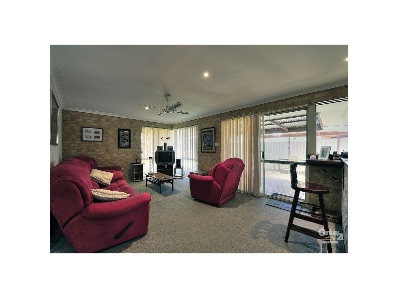 7 Tuart Road, Greenfields WA 6210