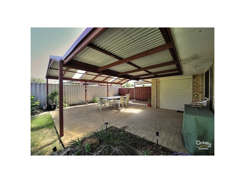 7 Tuart Road, Greenfields WA 6210