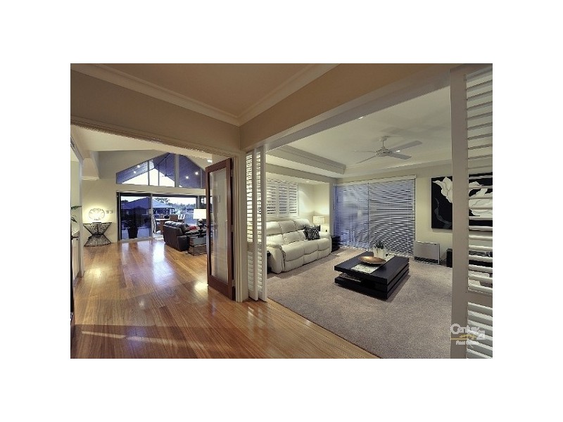 2 Ragamuffin Point, Halls Head WA 6210