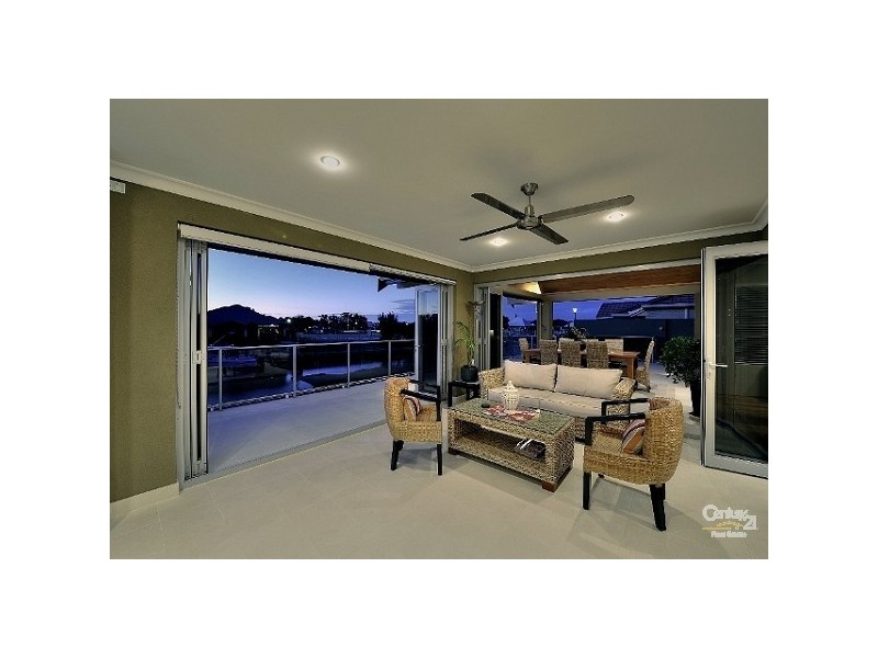 2 Ragamuffin Point, Halls Head WA 6210