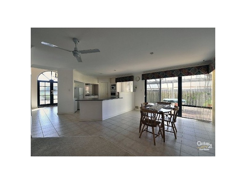 1 Borda Pass, San Remo WA 6210