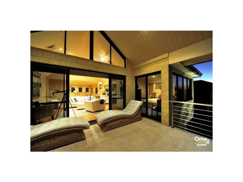 23 Nyari Court HALLS HEAD, Mandurah WA 6210