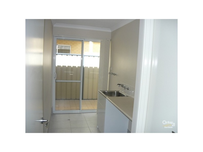 24 Eldorado Loop, Meadow Springs WA 6210