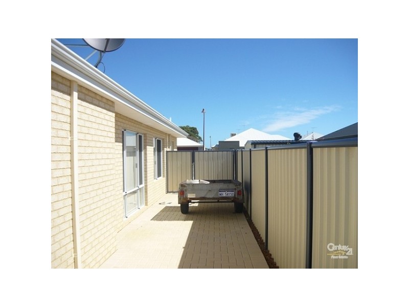 24 Eldorado Loop, Meadow Springs WA 6210