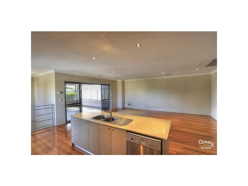4/100 Ormsby Terrace, Mandurah WA 6210